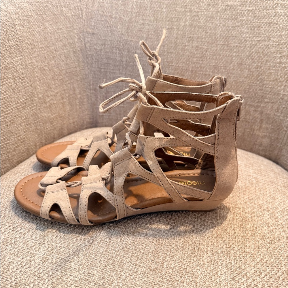 Tan gladiator sandals by Nicole. Size 8.5